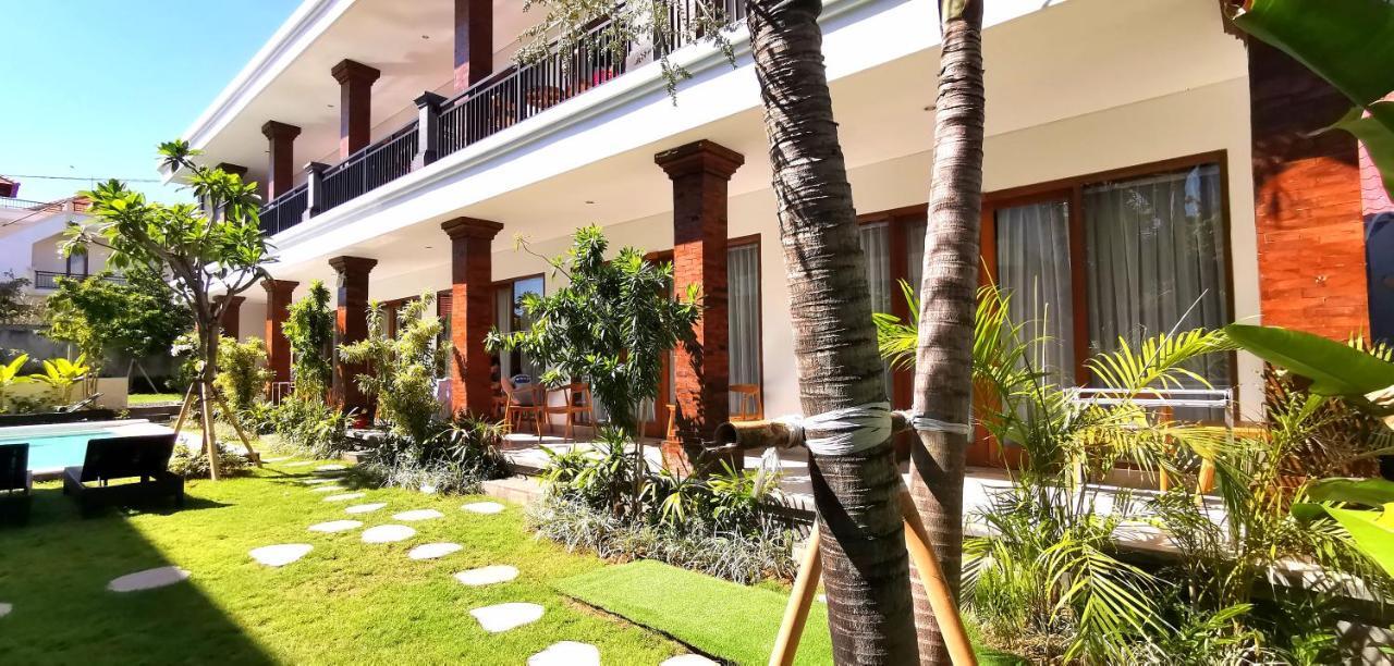 Santi Homestay Canggu Exterior foto